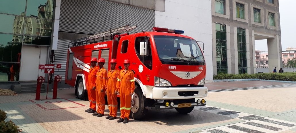 RENTAL FIRE TENDER WITH CREW